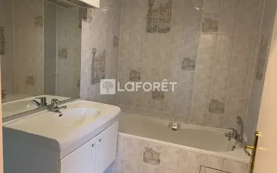Appartement 922 €/mois MONTIGNY LE BRETONNEUX (78180) photo 4