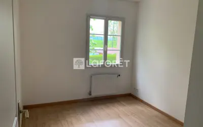 Appartement 959 €/mois PLAISIR (78370) photo 6