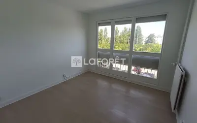 Appartement 1 095 €/mois PLAISIR (78370) photo 5