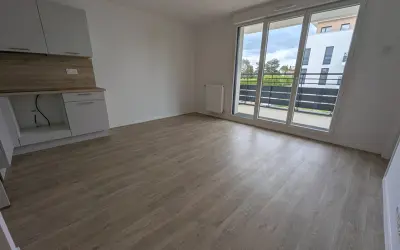 Appartement 890 €/mois LES CLAYES SOUS BOIS (78340) photo 2