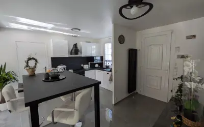 Maison 2 100 €/mois PLAISIR (78370) photo 5