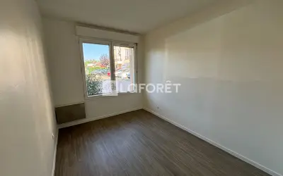 Appartement 832 €/mois PLAISIR (78370) photo 4