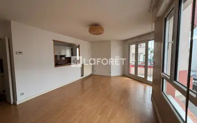 Appartement 1 050 €/mois PLAISIR (78370) photo 2