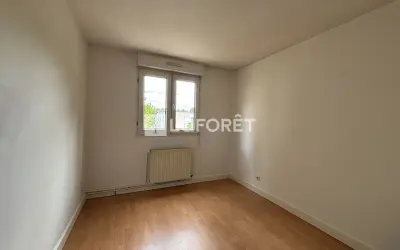 Appartement 1 100 €/mois PLAISIR (78370) photo 4