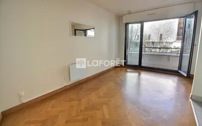 Appartement 890 €/mois SURESNES (92150) photo 2