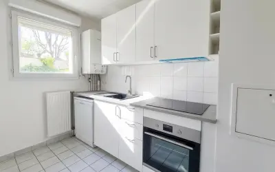 Appartement 1 350 €/mois SURESNES (92150) photo 2