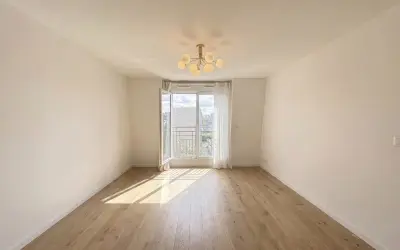 Appartement 1 985 €/mois PUTEAUX (92800) photo 2