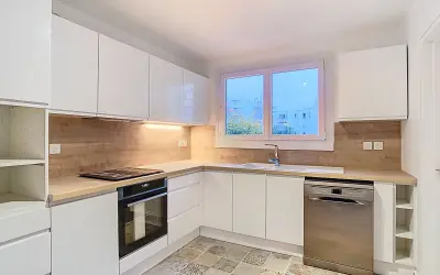 Appartement 1 526 €/mois MONTIGNY LE BRETONNEUX (78180) photo 4