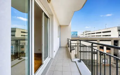 Appartement 273 000 € MONTIGNY LE BRETONNEUX (78180) photo 2