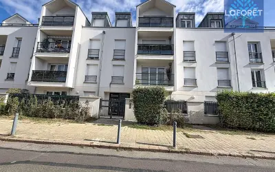 Appartement 1 110 €/mois MONTIGNY LE BRETONNEUX (78180) photo 7