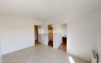 Maison 2 419 €/mois RUEIL MALMAISON (92500) photo 6