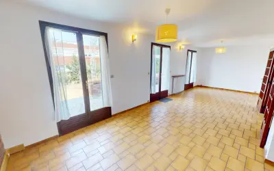 Maison 2 300 €/mois RUEIL MALMAISON (92500) photo 2