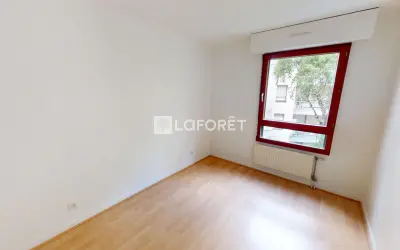 Appartement 1 921 €/mois RUEIL MALMAISON (92500) photo 9