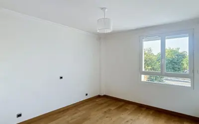 Appartement 1 750 €/mois SAINT MAUR DES FOSSES (94100) photo 8