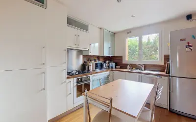 Appartement 286 000 € LA VARENNE SAINT HILAIRE (94210) photo 2