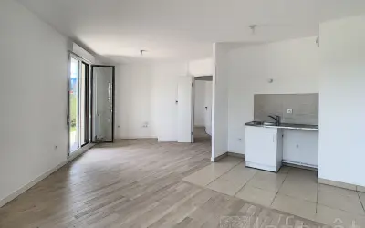 Appartement 822 €/mois SAINT CYR L ECOLE (78210) photo 2