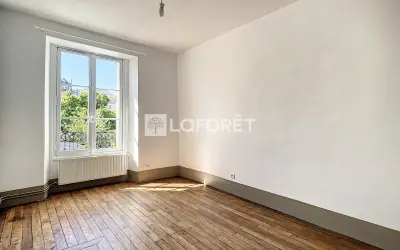Appartement 992 €/mois VERSAILLES (78000) photo 5
