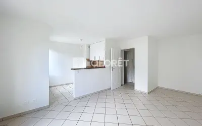 Appartement 755 €/mois SAINT CYR L ECOLE (78210) photo 2