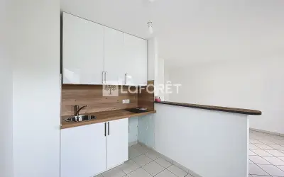 Appartement 755 €/mois SAINT CYR L ECOLE (78210) photo 4