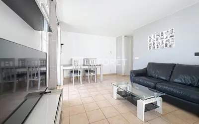 Appartement 1 350 €/mois MONTIGNY LE BRETONNEUX (78180) photo 2