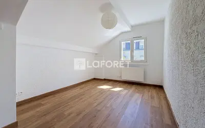 Appartement 677 €/mois SAINT CYR L ECOLE (78210) photo 2