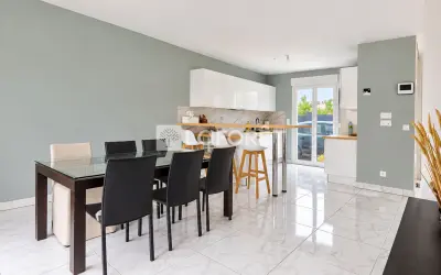 Maison 2 600 €/mois SARTROUVILLE (78500) photo 4