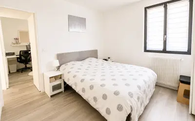 Maison 2 800 €/mois SEVRES (92310) photo 8