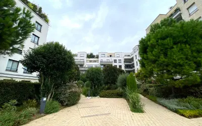 Appartement 2 000 €/mois ISSY LES MOULINEAUX (92130) photo 8