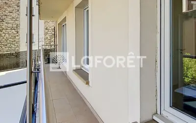 Appartement 1 300 €/mois VILLEJUIF (94800) photo 4