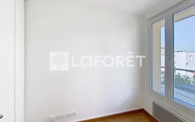 Appartement 1 300 €/mois VILLEJUIF (94800) photo 8