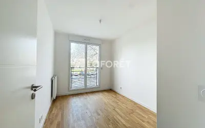 Appartement 1 684 €/mois SAINT MAUR DES FOSSES (94100) photo 5