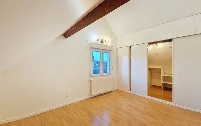 Maison 1 948 €/mois SAINT MAUR DES FOSSES (94210) photo 4