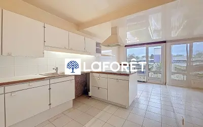 Appartement 3 000 €/mois NOISY LE ROI (78590) photo 9