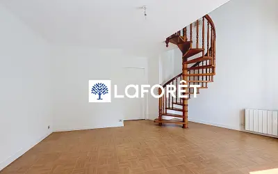 Appartement 1 050 €/mois SAINT NOM LA BRETECHE (78860) photo 2