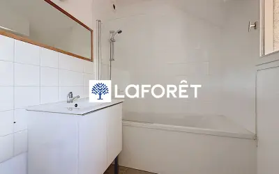 Appartement 1 050 €/mois SAINT NOM LA BRETECHE (78860) photo 5