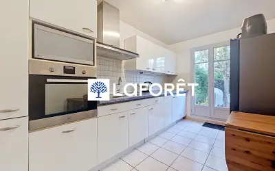 Maison 2 800 €/mois CHAMBOURCY (78240) photo 6