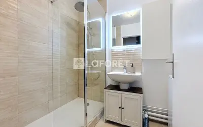 Appartement 1 290 €/mois SURESNES (92150) photo 4