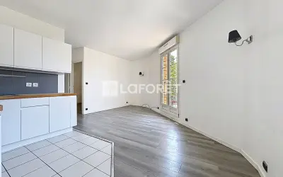 Appartement 992 €/mois RUEIL MALMAISON (92500) photo 2