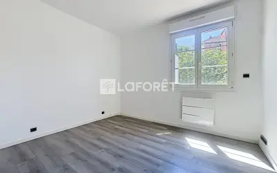 Appartement 992 €/mois RUEIL MALMAISON (92500) photo 4