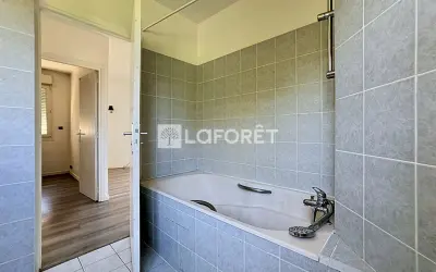 Appartement 992 €/mois RUEIL MALMAISON (92500) photo 6