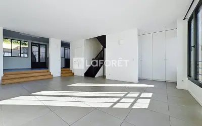 Maison 3 700 €/mois SURESNES (92150) photo 2