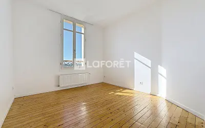 Maison 3 700 €/mois SURESNES (92150) photo 9