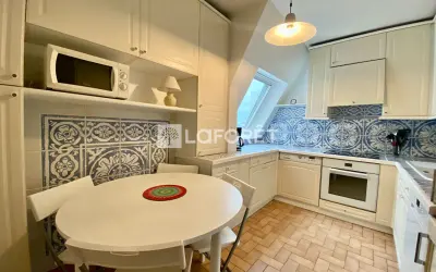Appartement 2 360 €/mois SURESNES (92150) photo 2