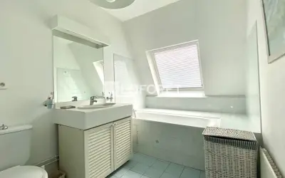 Appartement 2 360 €/mois SURESNES (92150) photo 9