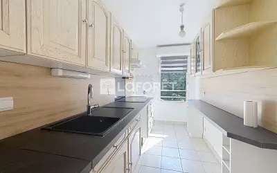 Appartement 1 256 €/mois SURESNES (92150) photo 2