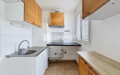 Appartement 982 €/mois SURESNES (92150) photo 2