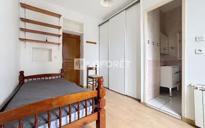 Appartement 1 303 €/mois SURESNES (92150) photo 5