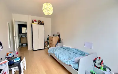 Appartement 3 200 €/mois SURESNES (92150) photo 9