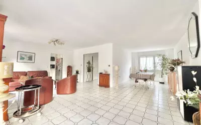 Maison 542 600 € LA QUEUE EN BRIE (94510) photo 4