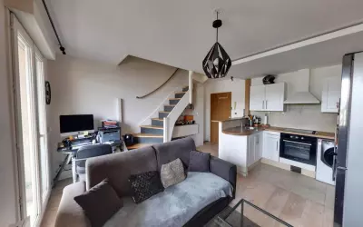 Appartement 163 000 € LA QUEUE EN BRIE (94510) photo 2